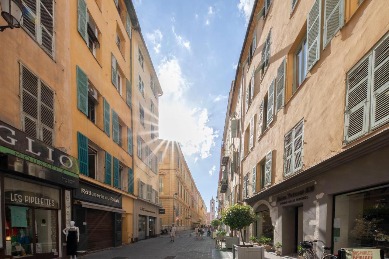 Spacious And Bright Flat Close To The Beach : Heart Of Old Nice Buitenkant foto