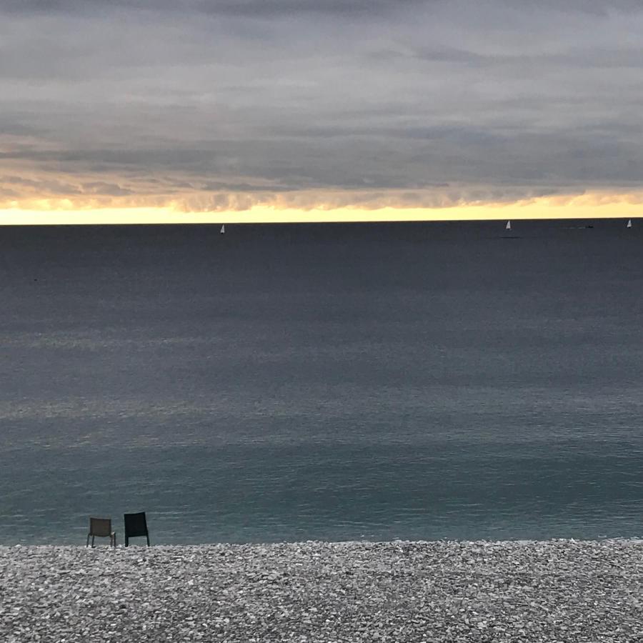 Spacious And Bright Flat Close To The Beach : Heart Of Old Nice Buitenkant foto